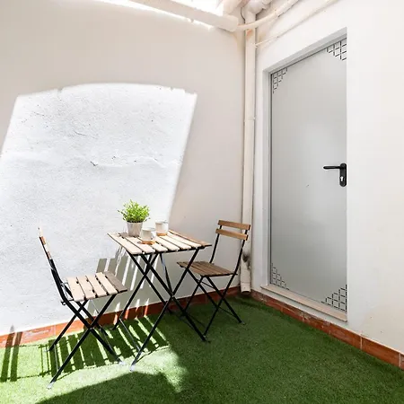 Cozy Apartment In The Heart Of Malaga Exterior photo